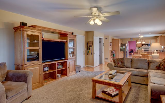 11437 W 93rd Avenue, St. John, IN 46373