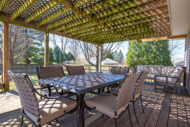 11437 W 93rd Avenue, St. John, IN 46373