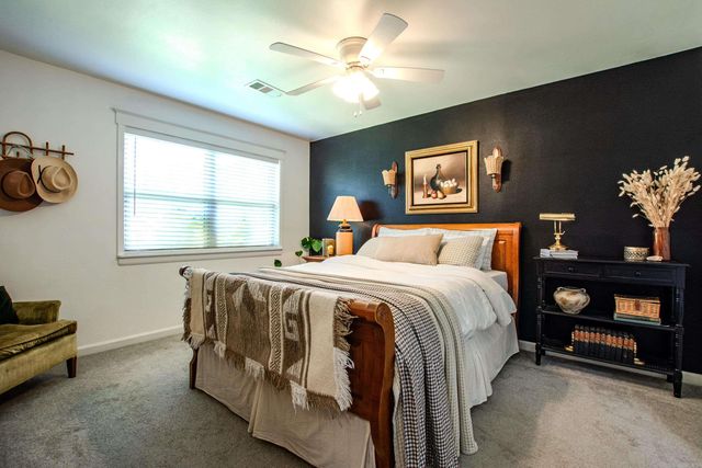 1426 Steel Bridge Road, Benton, AR 72019