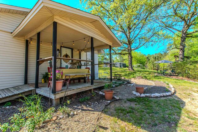 1426 Steel Bridge Road, Benton, AR 72019