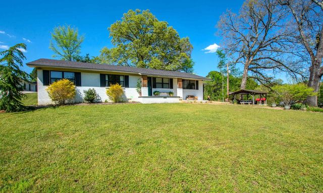 1426 Steel Bridge Road, Benton, AR 72019