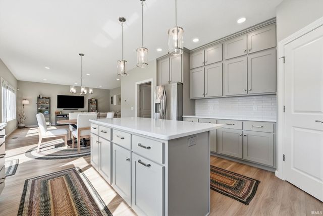 1781 Muruntau Grove, Fort Wayne, IN 46845