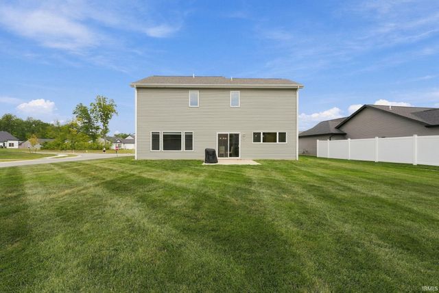 1781 Muruntau Grove, Fort Wayne, IN 46845