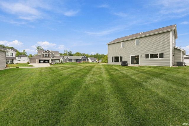 1781 Muruntau Grove, Fort Wayne, IN 46845