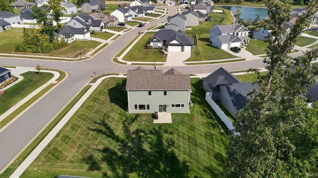 1781 Muruntau Grove, Fort Wayne, IN 46845