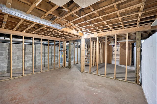 307 Pine Street, Decatur, MI 49045