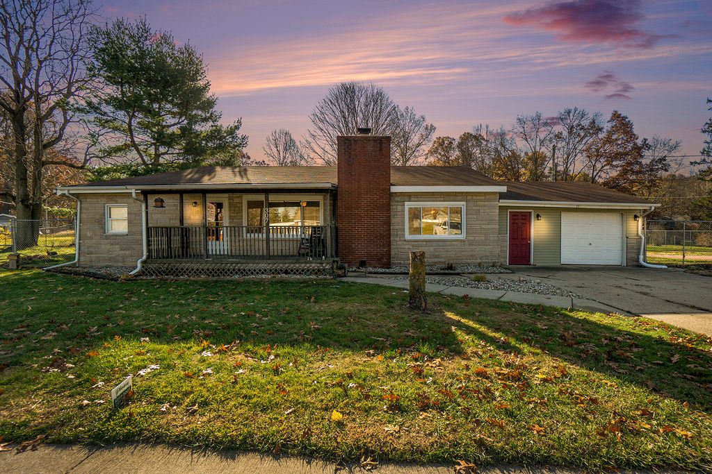 307 Pine Street, Decatur, MI 49045