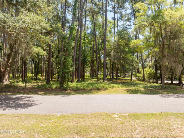 73 Bermuda Downs, St. Helena Island, SC 29920