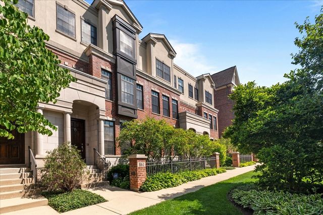 861 Laurel Avenue, Highland Park, IL 60035