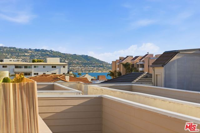 700 Esplanade 30, Redondo Beach, CA 90277