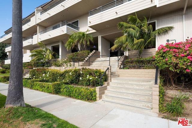 700 Esplanade 30, Redondo Beach, CA 90277