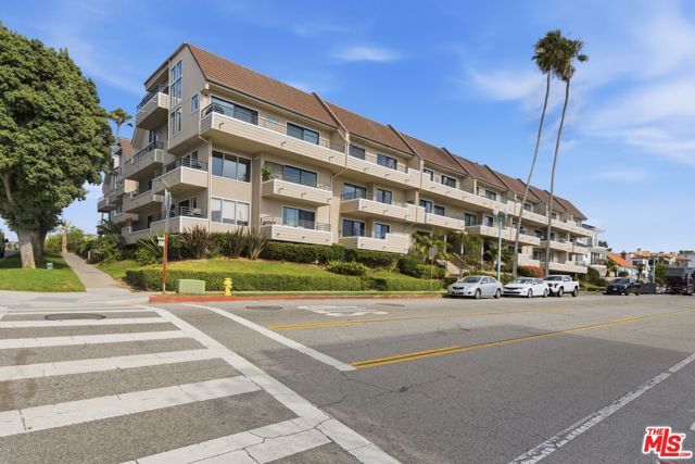 700 Esplanade 30, Redondo Beach, CA 90277