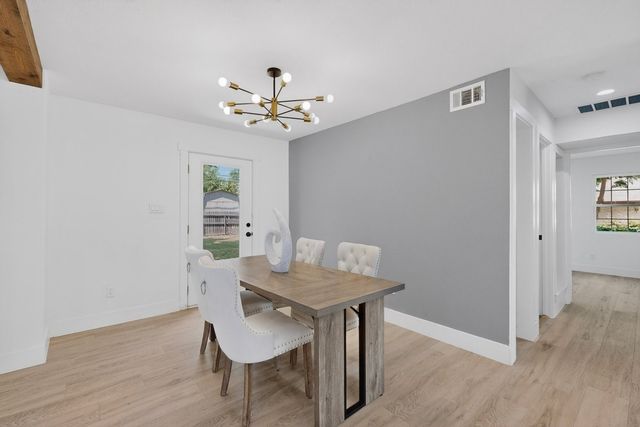 1703 Foster Drive, Arlington, TX 76012