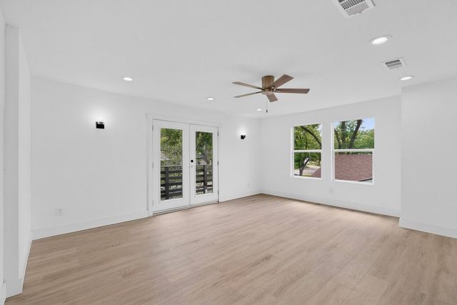 1703 Foster Drive, Arlington, TX 76012