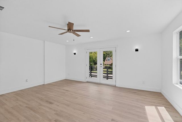 1703 Foster Drive, Arlington, TX 76012