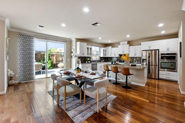 32210 Regents Boulevard, Union City, CA 94587