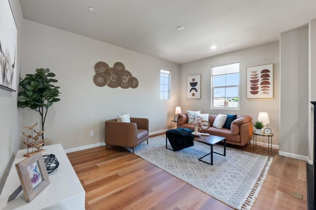 32210 Regents Boulevard, Union City, CA 94587