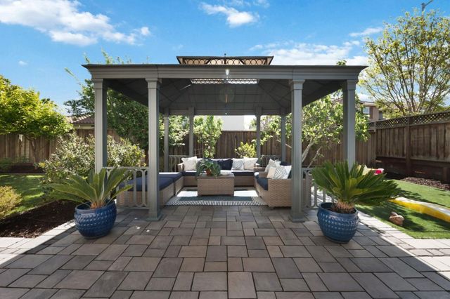 32210 Regents Boulevard, Union City, CA 94587