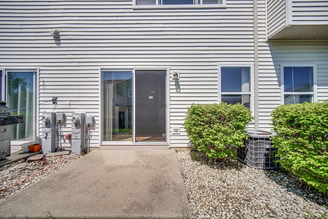 14857 W Victoria Crossing 14857, Lockport, IL 60441
