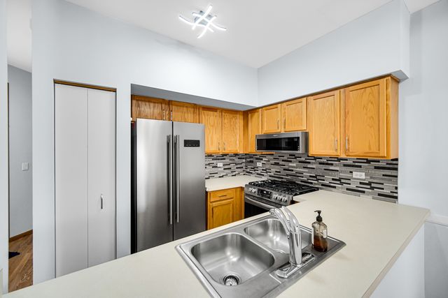 14857 W Victoria Crossing 14857, Lockport, IL 60441