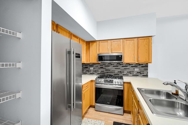 14857 W Victoria Crossing 14857, Lockport, IL 60441