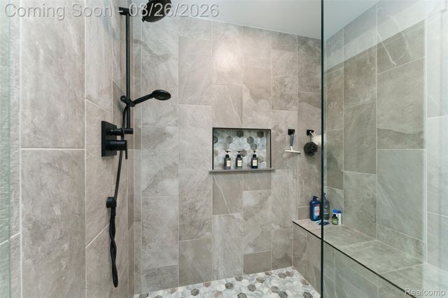 454 E Shore Drive, Northfield Township, MI 48189