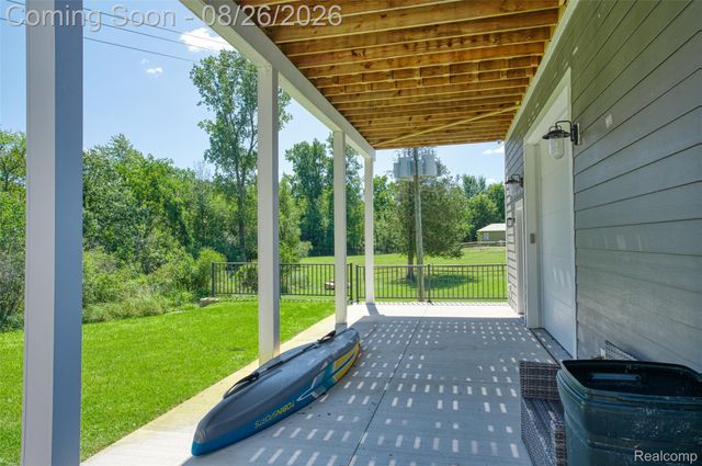 454 E Shore Drive, Northfield Township, MI 48189