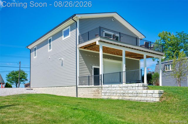 454 E Shore Drive, Northfield Township, MI 48189
