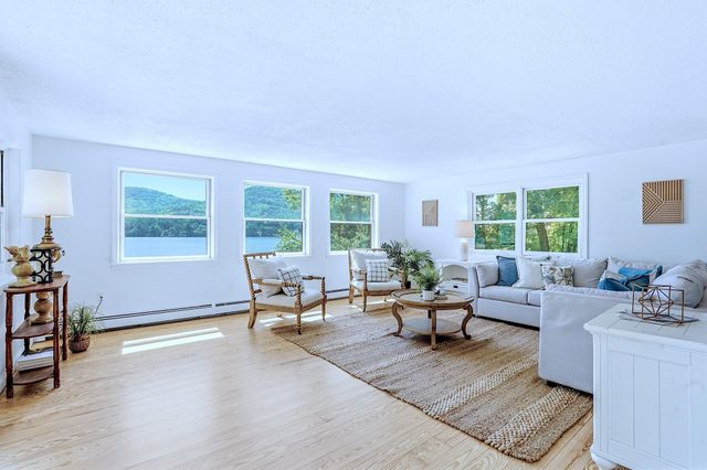 828 West Main Street, Hillsborough, NH 03244