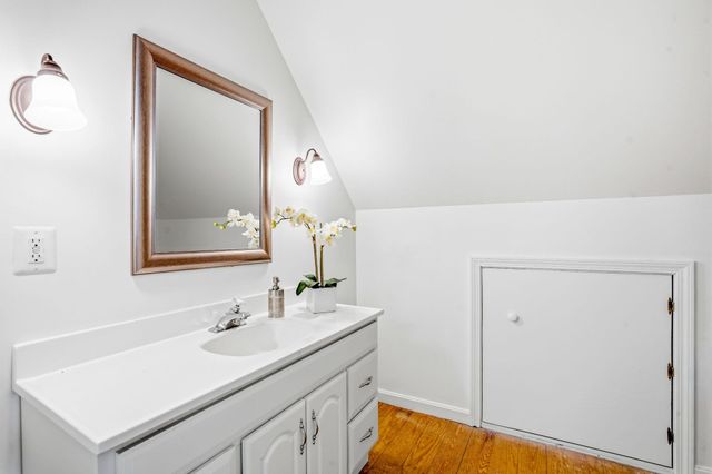 828 West Main Street, Hillsborough, NH 03244
