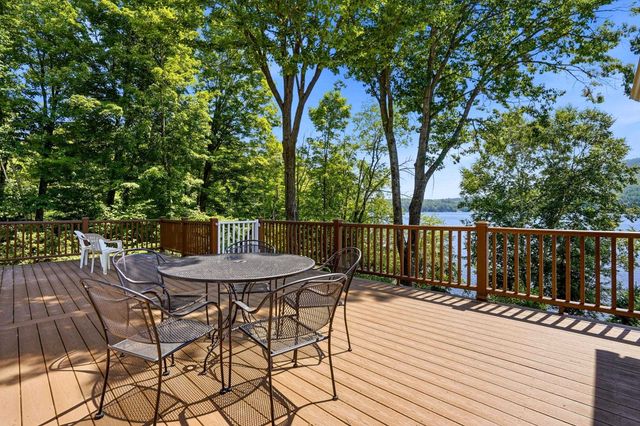 828 West Main Street, Hillsborough, NH 03244