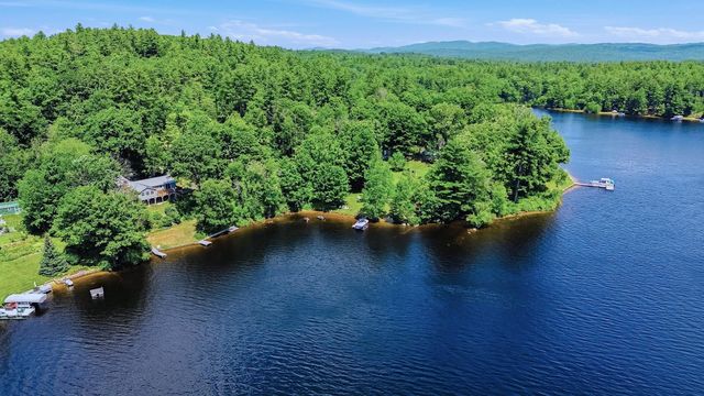 828 West Main Street, Hillsborough, NH 03244