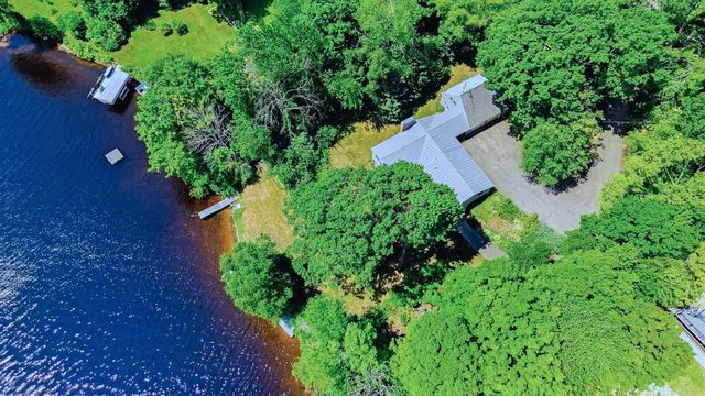 828 West Main Street, Hillsborough, NH 03244
