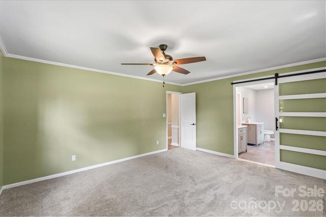 4024 Wandering Lane NE, Hickory, NC 28601