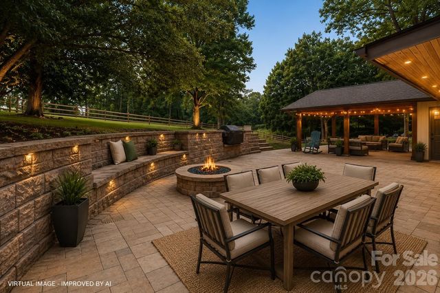 4024 Wandering Lane NE, Hickory, NC 28601