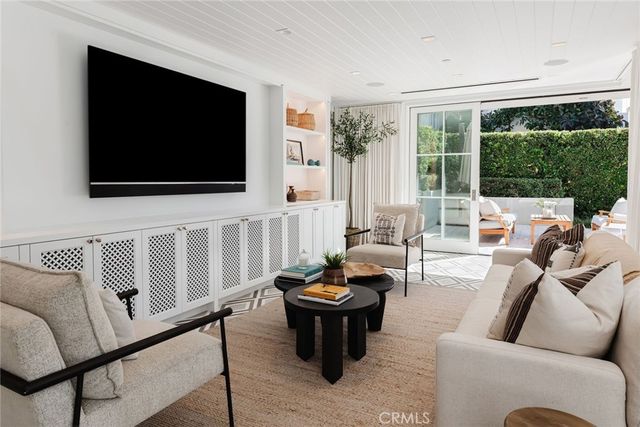 117 34th Street, Manhattan Beach, CA 90266