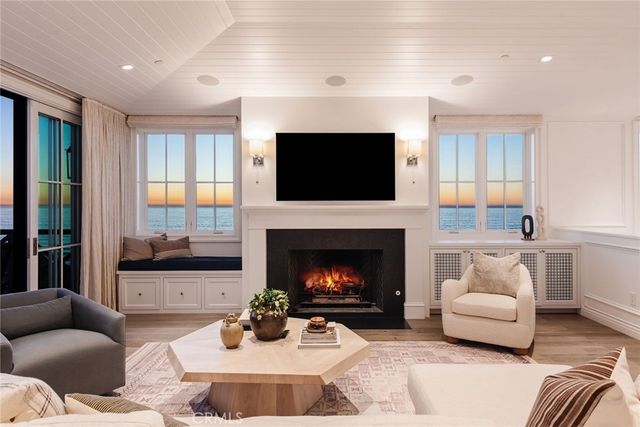 117 34th Street, Manhattan Beach, CA 90266