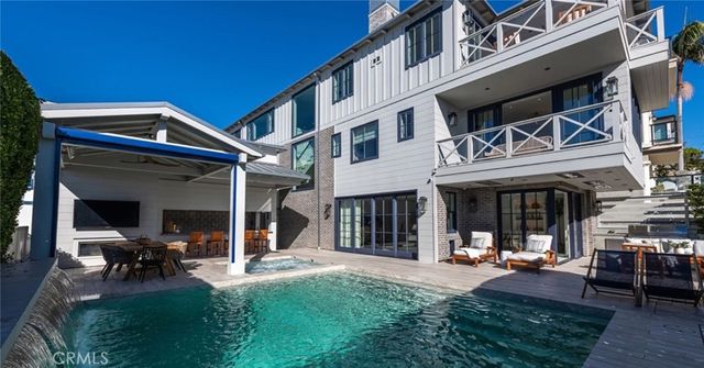 117 34th Street, Manhattan Beach, CA 90266
