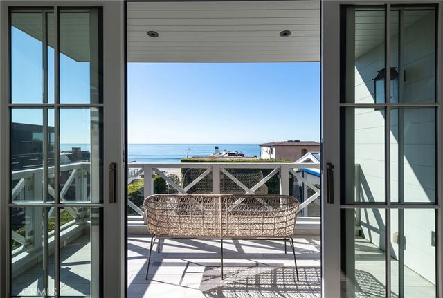 117 34th Street, Manhattan Beach, CA 90266