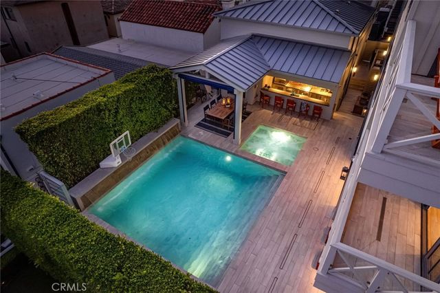 117 34th Street, Manhattan Beach, CA 90266