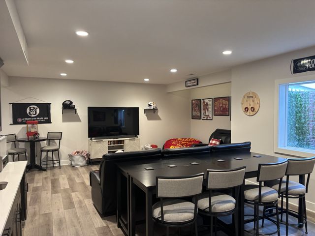 3375 Grand Valley Dr. Drive, West Des Moines, IA 50265