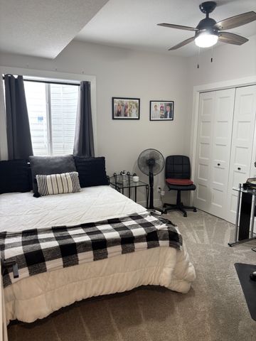 3375 Grand Valley Dr. Drive, West Des Moines, IA 50265