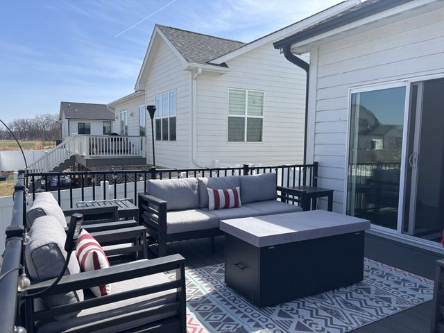 3375 Grand Valley Dr. Drive, West Des Moines, IA 50265