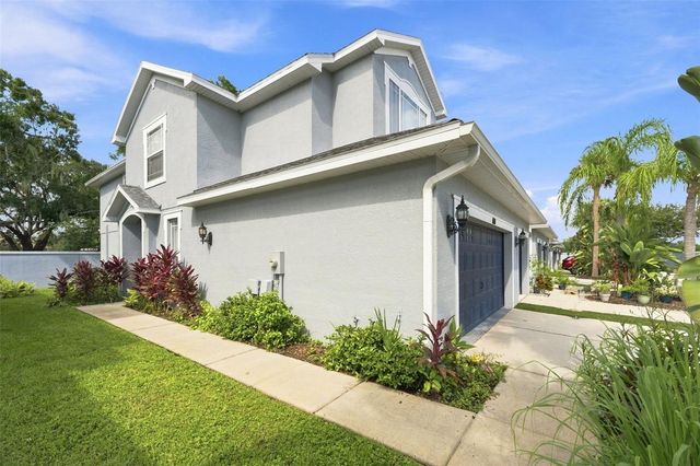 6030 PARKSIDE MEADOW DRIVE, Tampa, FL 33625