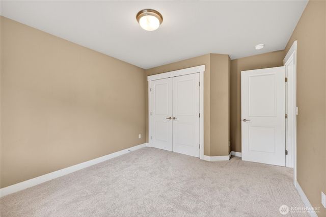 8119 172nd Avenue E, Sumner, WA 98390