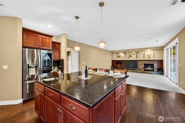 8119 172nd Avenue E, Sumner, WA 98390