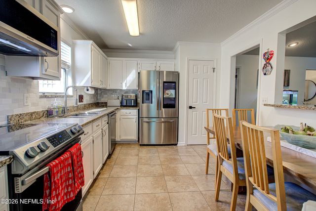 2751 MOORSFIELD Lane, Jacksonville, FL 32225