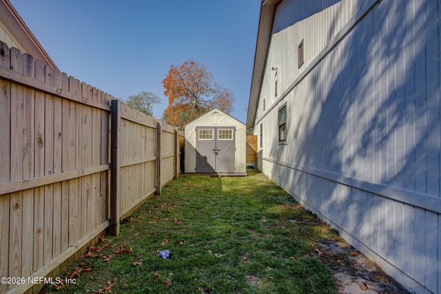 2751 MOORSFIELD Lane, Jacksonville, FL 32225