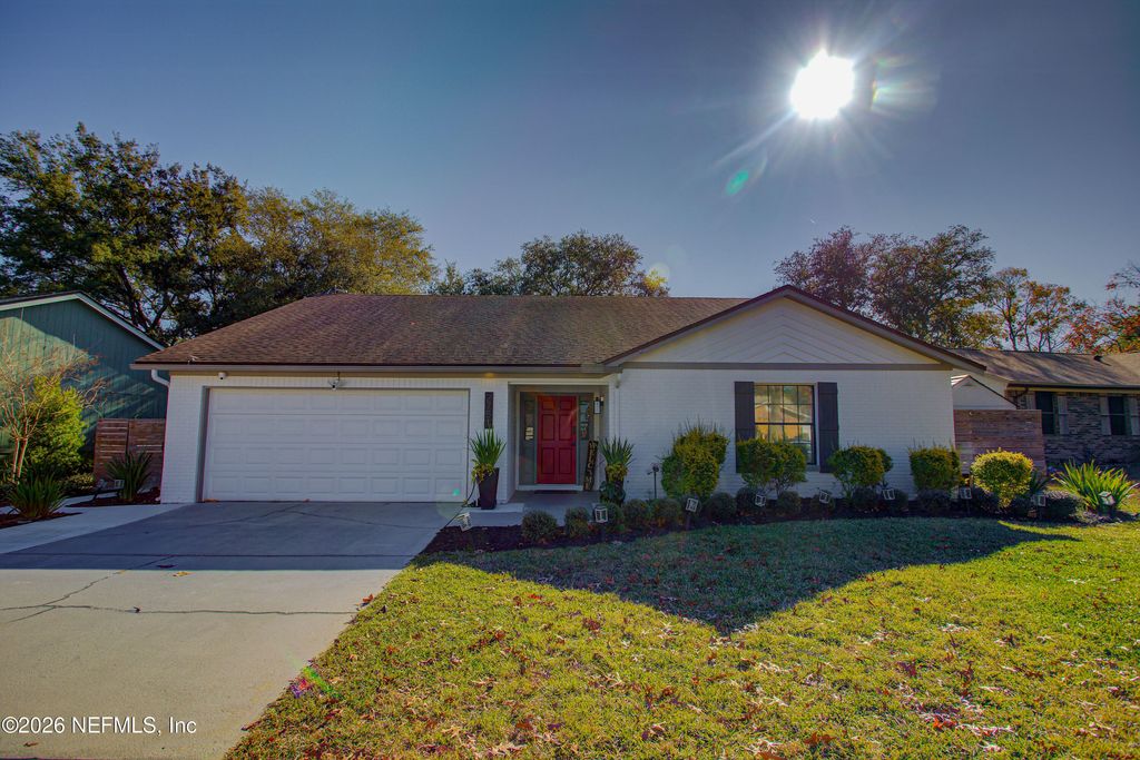 2751 MOORSFIELD Lane, Jacksonville, FL 32225