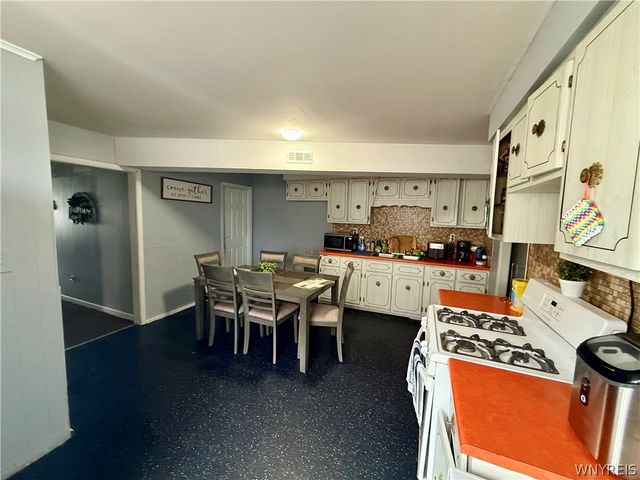 43 Lewis Street, Buffalo, NY 14206